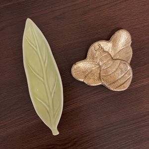 *MOVING SALE* Bundle of 2 cute decorative dishes